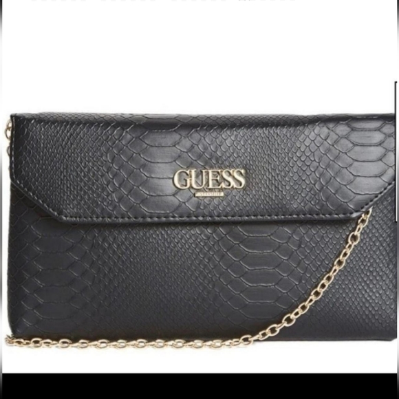 Guess Handbags - 🆕 guess clutch ♥️